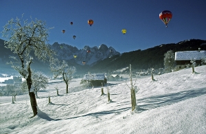 Ballone über Gosau